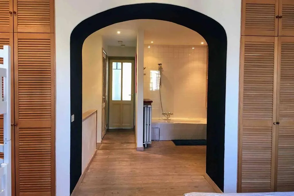 Spacious Duplex + Terrace In Ghent. Top Location! Apartman 0*, Gent