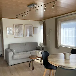 N°32 Chalet